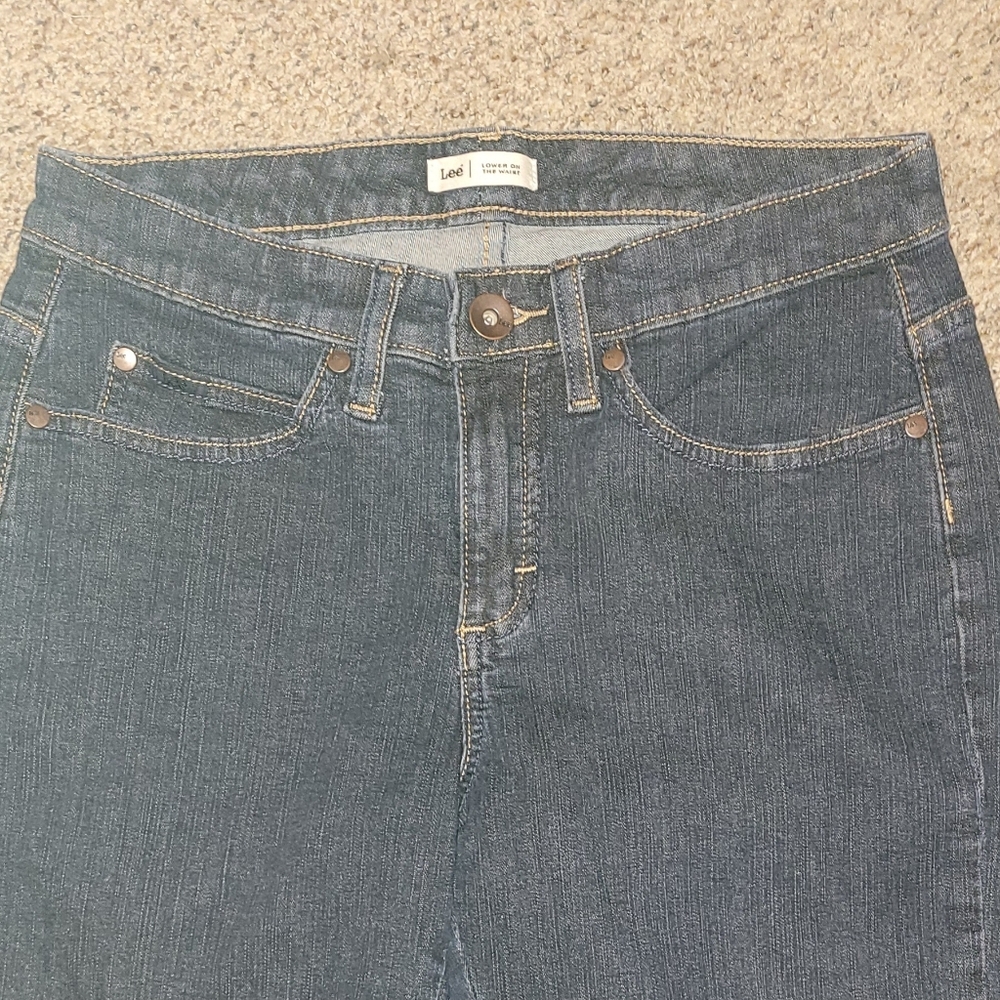 Lee Women's Mid Rise Dark Blue Bootcut Jeans, Size 6 M